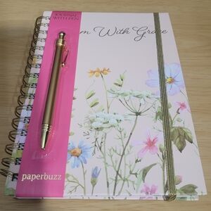 Paperbuzz Graceful Floral Journal with Gold Pen